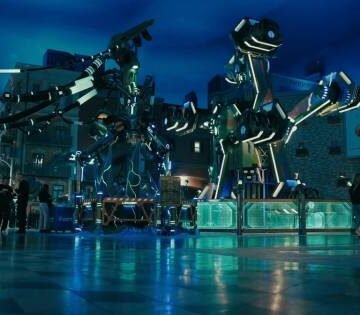 Warner Bros. World™ Abu Dhabi Welcomes First Riders on ‘Kryptonite Collider’