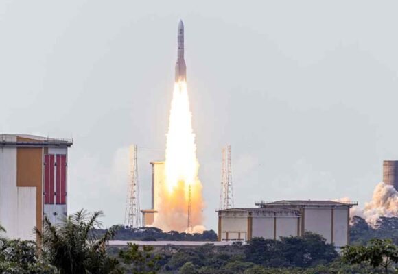 Europe faces rocket launcher shortage by 2030, space agency chief warns